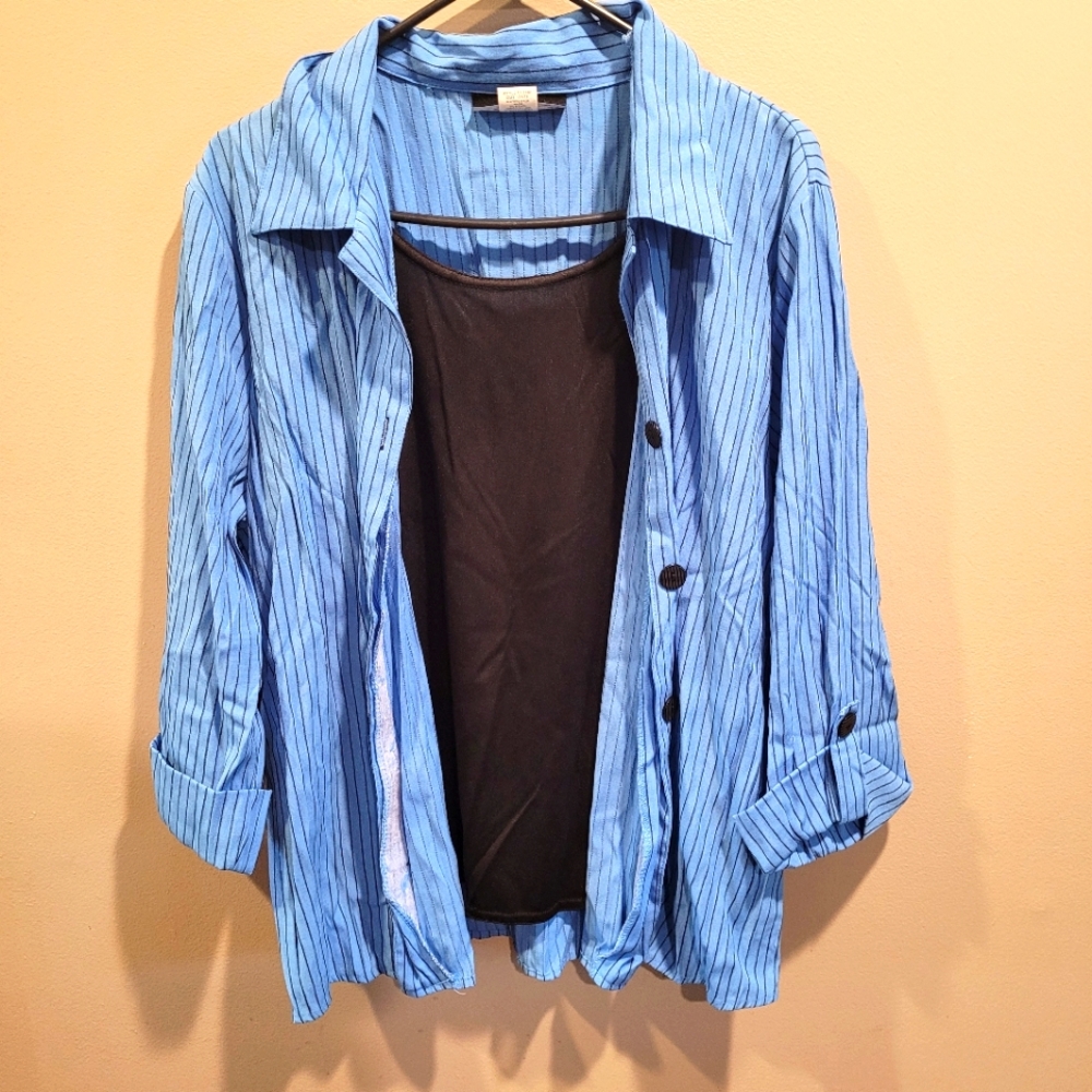 🔥$5 if bundled🔥 Gloria Lance button up blouse Size 2XL
